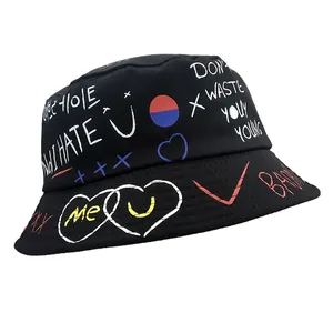 Unisex Graffiti Bucket Hat Cotton Streetwear Sun Protection Hat With Letter Heart Print For Outdoor Travel Daily Casual Cap