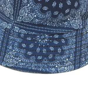 Wendbarer Fischerhut aus Baumwolle mit Paisley-Muster in Marineblau für Sonnenschutz