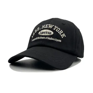 Classic black cotton baseball cap with American 1989 New York embroidery and curved brim