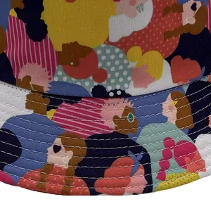 Chapeau bob avec imprimés portraits de femmes colorés et coutures renforcées sur le bord