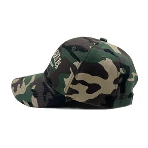 Casquette de baseball camouflage classique avec broderie blanche et visière courbée mode