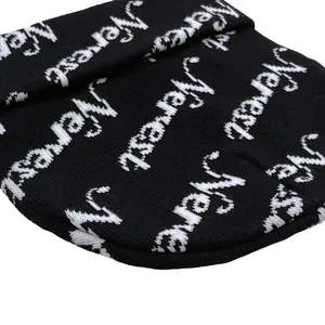 Bonnet en tricot noir avec broderie Nerest blanche, style streetwear avec revers