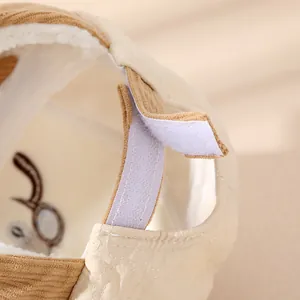 Warme Wintermütze für Kinder mit Fleece-Futter und verstellbarem Klettverschluss