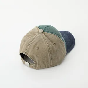 Retro Baseballkappe aus gewaschener Baumwolle mit Patchwork und Metallschnalle hinten