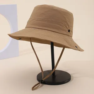 Schnelltrocknender khaki Outdoor-Hut mit verstellbarem Windseil und Metallschnallen