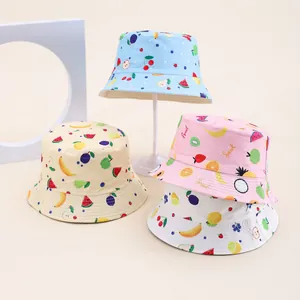 Chapeaux de soleil enfants en coton avec motifs fruits colorés en bleu, beige, rose et blanc