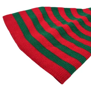 Rote und grüne gestreifte Weihnachts-Strickmütze für Eltern und Kinder aus weichem Garn