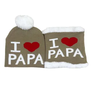Set invernale berretto e sciarpa in maglia per bambini con motivo I love PAPA cachi
