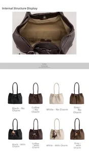 Detalle del bolsillo interior y selección de colores de los bolsos tote con dijes de teckel