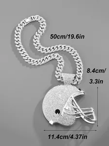 Detailansicht des Football Helm Anhängers mit kubanischer Kette und Maßangaben