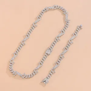 Ensemble de bijoux chaîne cubaine argentée avec cristaux étincelants pour hommes