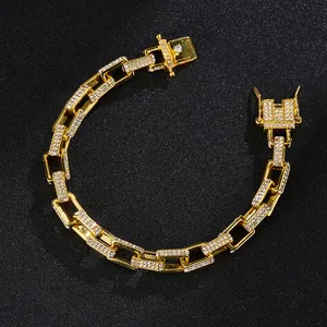 Détails de la chaîne à maillons dorés de 8mm sertie de diamants et fermoir de sécurité luxe