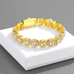 Bracelet luxueux de 11mm à maillons carrés en zircon doré avec détails en diamants étincelants