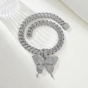 Exaggerated Hip Hop Iced Out Rhinestone Butterfly Pendant Necklace For Men Women Alloy Cuban Link Chain Fashion Jewelry