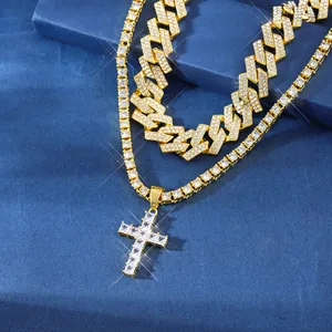 Ensemble collier cubain et pendentif croix dorés hip hop avec zircons étincelants