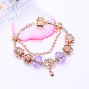 Roségold Armband mit lila Glasperlen und Blumen Herz Anhängern für Damen als Schmuck