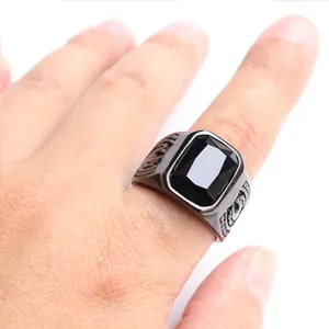 Anillo de Acero Inoxidable para Hombre Con Zirconia Rectangular Diseño Retro Punk Grabado Azul Negro Joyería de Moda