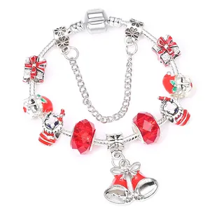 Bracelet à Breloques de Noël Pendentifs Père Noël Et Cloche Alliage Plaqué Argent Chaîne Serpent Cristal Rouge Bijoux Femme