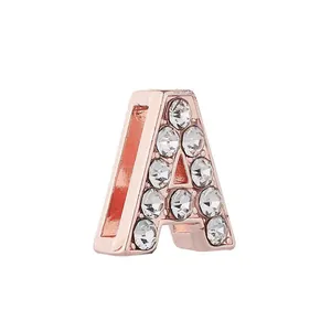 Charme lettre A en or rose avec cristaux blancs pour bracelets coulissants de 10mm