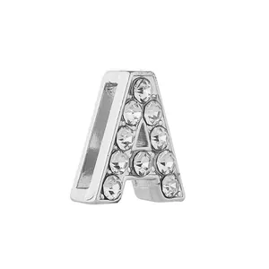 Charme lettre A en alliage argenté serti de cristaux pour bracelet en maille 10mm
