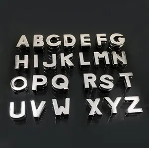 Lot de 26 breloques alphabet en alliage argenté avec trous de 10mm pour bracelets mesh