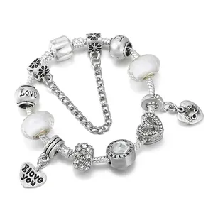 Bracelet à Breloques en Alliage Plaqué Argent Avec Pendentif Coeur Clé Perles d'Amour Strass Chaîne Serpent Bijoux Pour Femmes