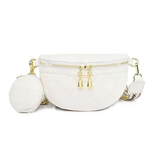 Sac banane blanc matelassé avec bandoulière à motifs et petit porte-monnaie