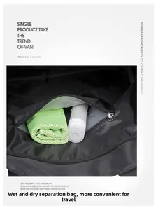 Détail de la poche intérieure étanche de séparation sec-humide pour sacs fourre-tout