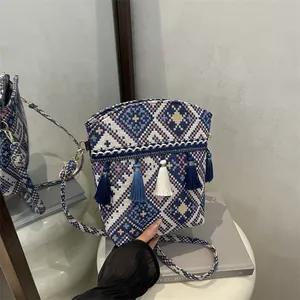 Borsa a Secchiello Jacquard Etnica Bohémien Donna Retro Geometrica Nappina Tracolla Vintage Tessuto Frangia Borsetta Spalla