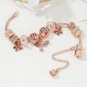 Roségoldenes Charm-Armband mit bunten Schmetterlingsanhängern und S925-Silber-Verschluss
