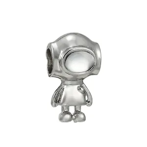 Vue détaillée du charme astronaute en argent avec émail blanc pour bracelets DIY