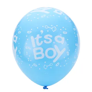 Blauer Latexballon mit weißem It's a BOY Text und Babyrassel-Druck für Babypartys