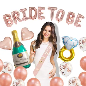 Set addio al nubilato oro rosa con fascia Bride to Be e palloncini champagne