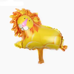 Detail of 16-inch cartoon lion foil balloon for kids birthday party decoration