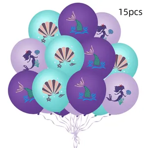 Détail de 15 ballons en latex sirène avec imprimés de coquillages violets et sarcelle