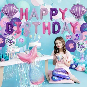 Kit déco fête sirène avec ballons Happy Birthday et accessoires sur le thème de l'océan