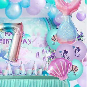 Détails des ballons sirène et coquillage avec chiffre 7 pour décoration d'anniversaire