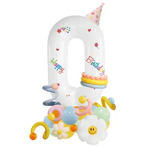 Detail of inflatable number 0 balloon with happy birthday text and a smiley daisy flower