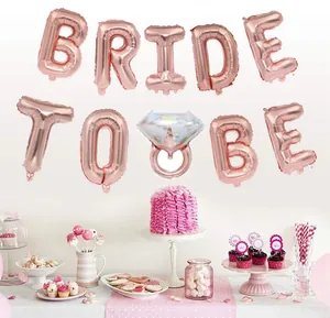 Roségouden BRIDE TO BE ballonnen met diamantring voor een prachtig feestdecor