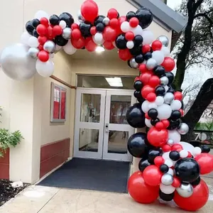 Kit arco di palloncini per festa a Las Vegas con palloncini rossi, bianchi, neri e argento