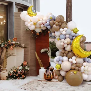 Boho ballonnenboog set met zandbruine en gouden maan ster ballonnen voor babyfeest