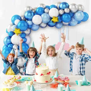 Blauw en zilveren ballonnenboog set met sterfolies voor verjaardagsdecoratie jongen