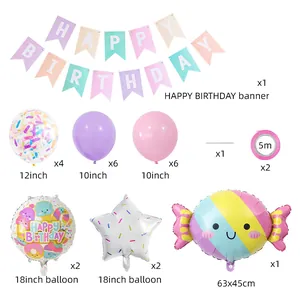 Flache Ansicht des pastellfarbenen Eis-Party-Sets mit Ballons, Banner und Folienballon
