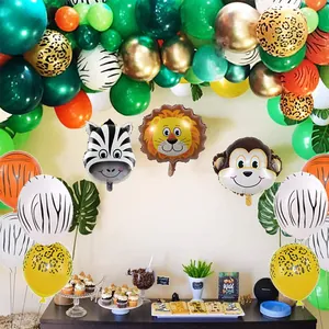 Kit ballons fête jungle avec ballons animaux en aluminium et feuilles de palmier décor
