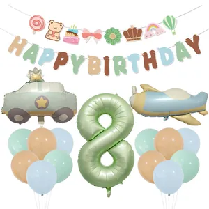 Set palloncini numero 8 verde oliva con banner orsetto, palloncini auto e aereo