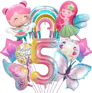 Dettaglio set palloncini fata farfalla con palloncino gigante numero 5 sfumato arcobaleno