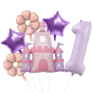 Détail du set de ballons château de princesse avec chiffre 1 violet et fleurs en aluminium