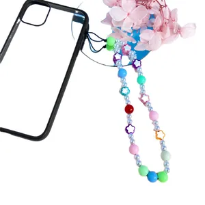 Cordino colorato per cellulare con stelle d'argento e perline con custodia nera