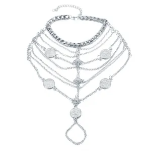 Chaîne de cheville bohème argentée multicouche avec pendentifs pièces et bague d'orteil