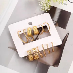 12-teiliges goldenes Creolen-Set mit Ketten- und strukturierten Metalldesigns